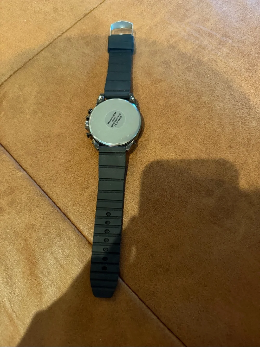Unisex Black Casual Fashion Wristwatch with Textured Silicone Band